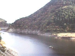 東古屋湖３